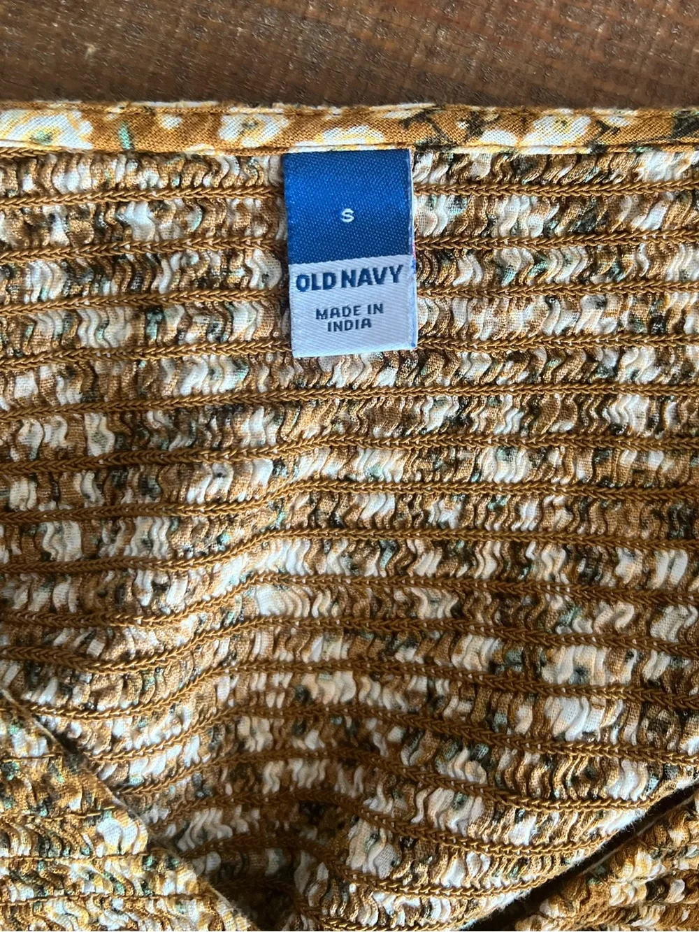 Old Navy Mustard Floral Smocked Peplum V-Neck Blouse Size Small